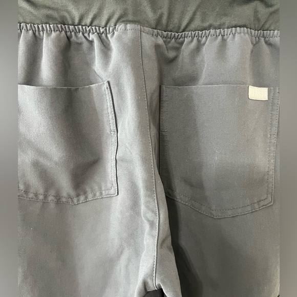 FIGS Technical Collection Gray Jogger Scrub Pants XS EUC - Picture 5 of 10